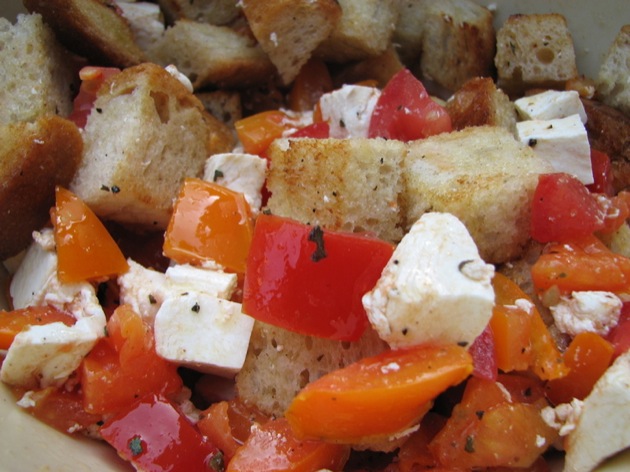 tomatobreadsalad01