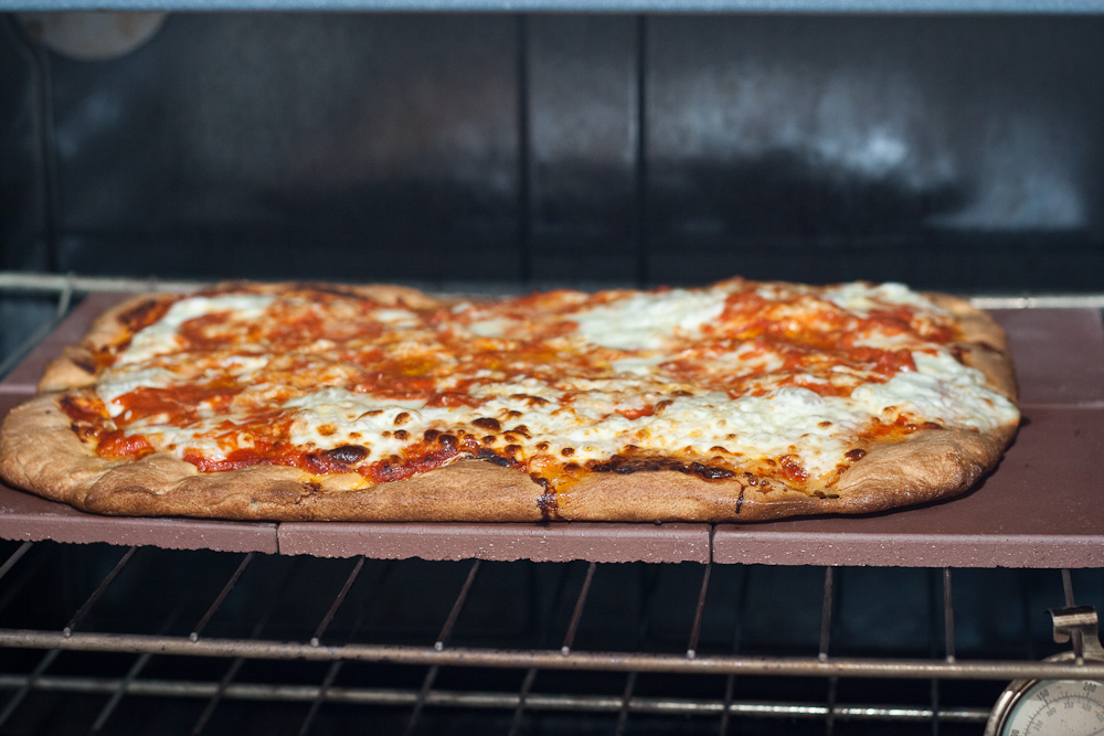 Bake Perfect Homemade Pizza With or Without a Baking Stone