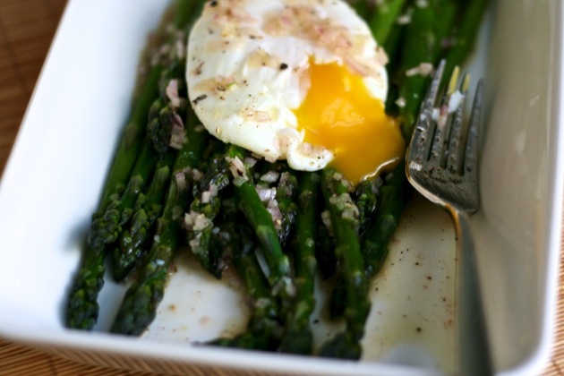 asparagus with brown butter lemon vinaigrette1