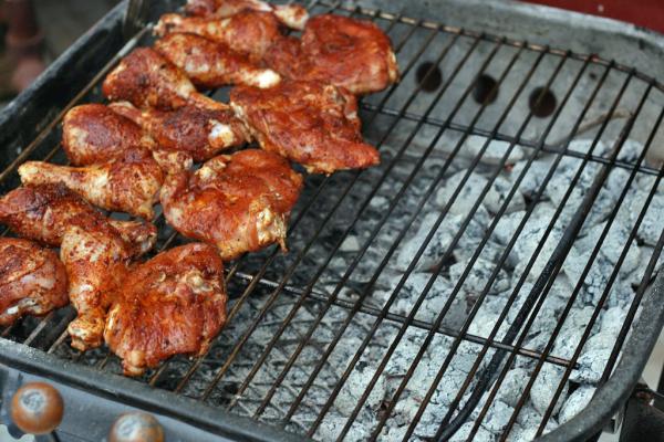 how-to-make-proper-barbecued-chicken--01.jpg